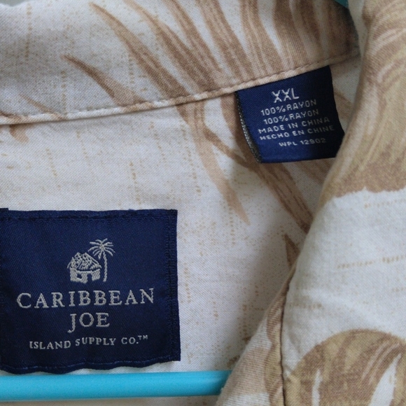 Men's Button-Up Casual Shirt - Picture 6 of 6